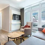 Godewindpark Deluxe-suite 1-17 Mit West-loggia Lübeck